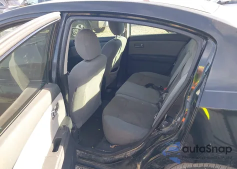 2012 Nissan Sentra 2.0 S z USA, uszkodzony, nr VIN 3N1AB6AP3CL667278